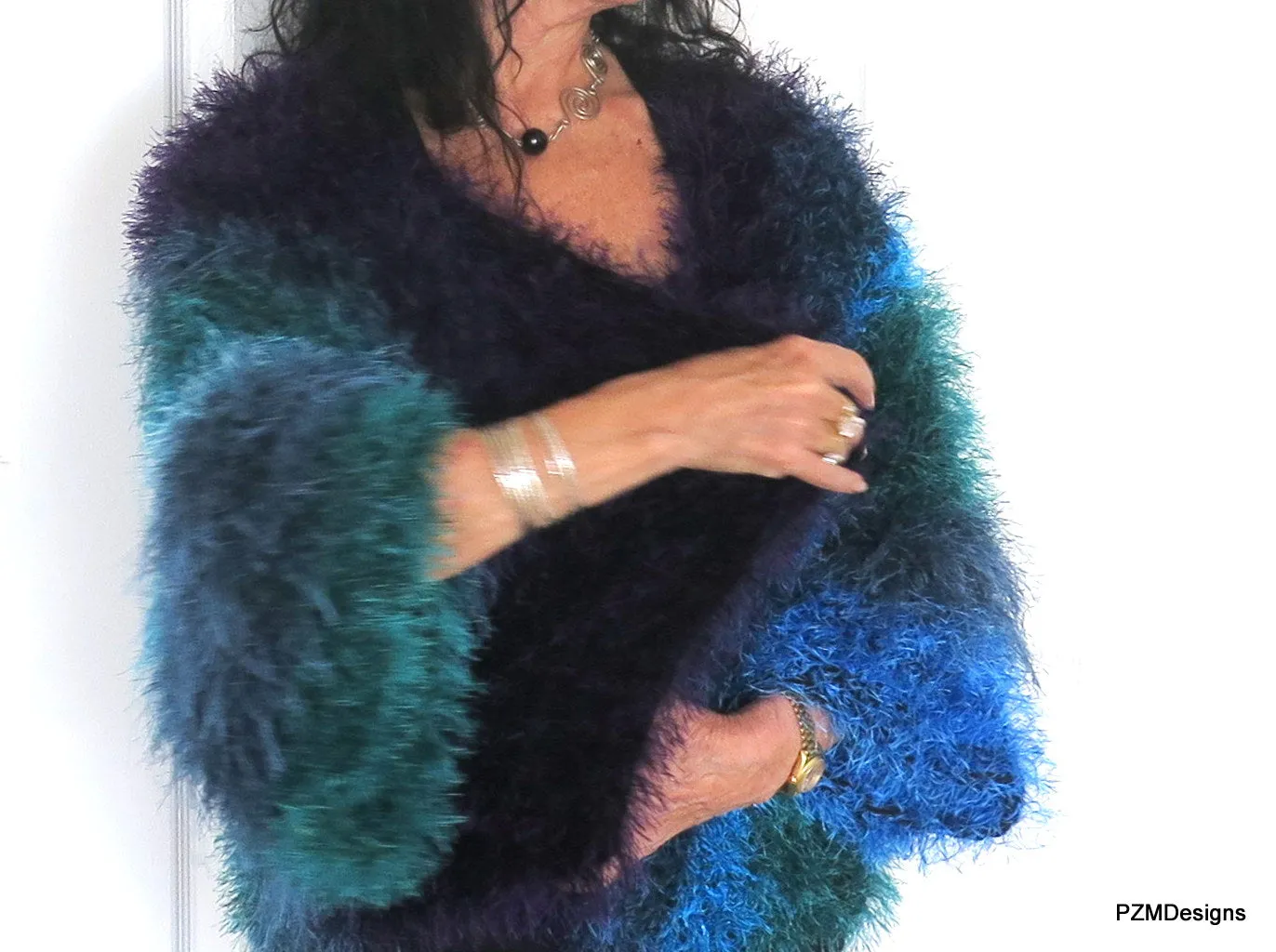 Blue Faux Fur Plus Size Jacket, Multi Color Blue Fur Shrug